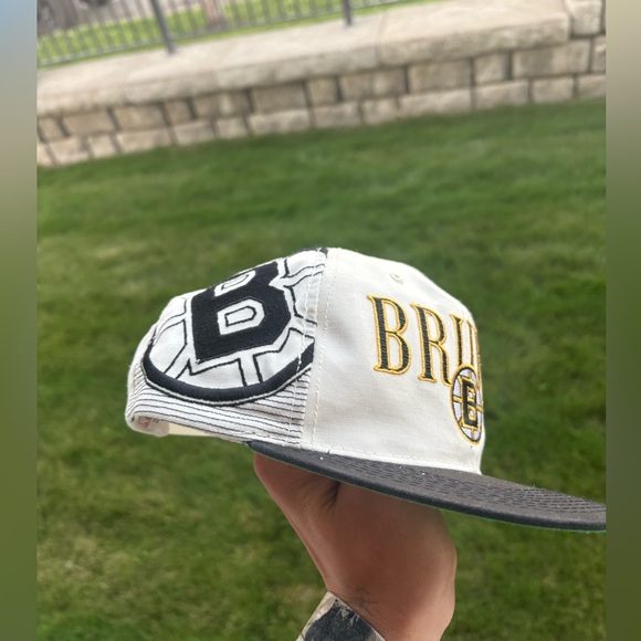 Vintage Other - Vintage 90s Boston Bruins Sports Specialties Laser Snapback Hockey NHL Classic